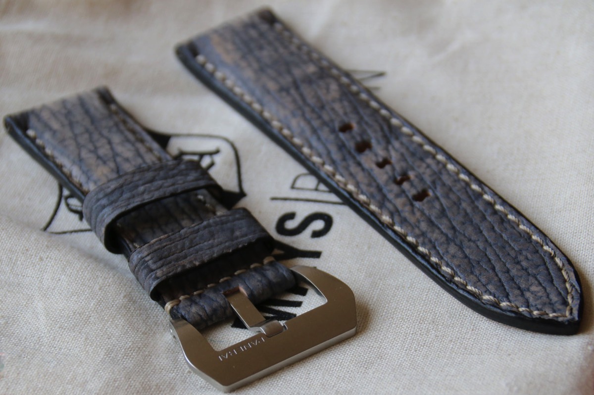 with the Panerai OEM buckle